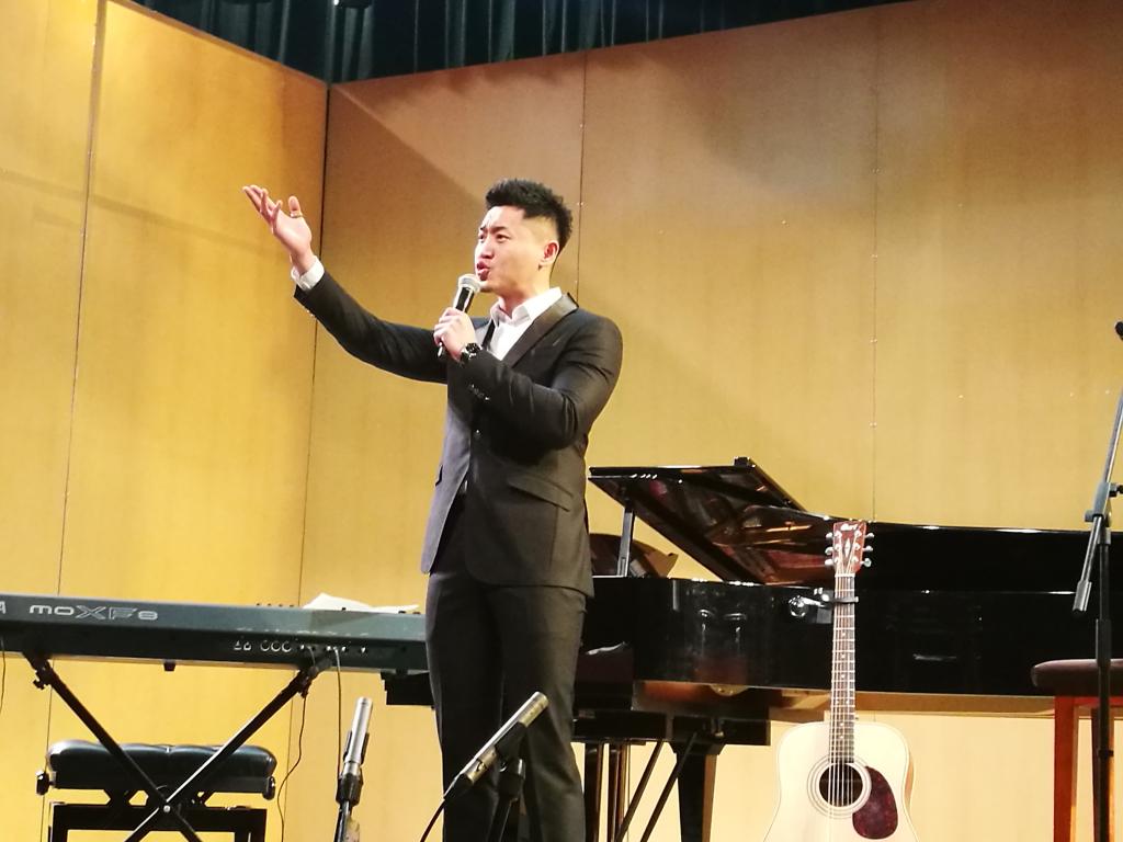 朗诵:杨 珅